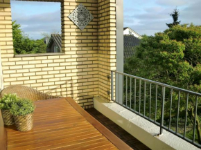 Flat on the seafront with parking